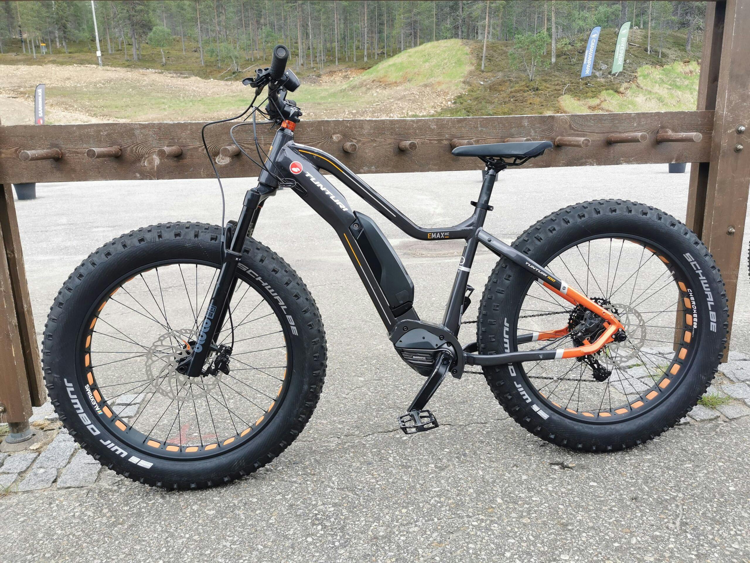 Vuokraa efatbike haastavimpiin maastoihin Saariselällä.