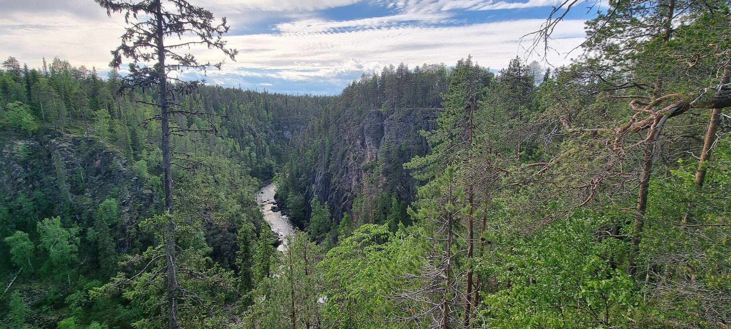 Oulangan kanjoni ja Taivalköngäs.