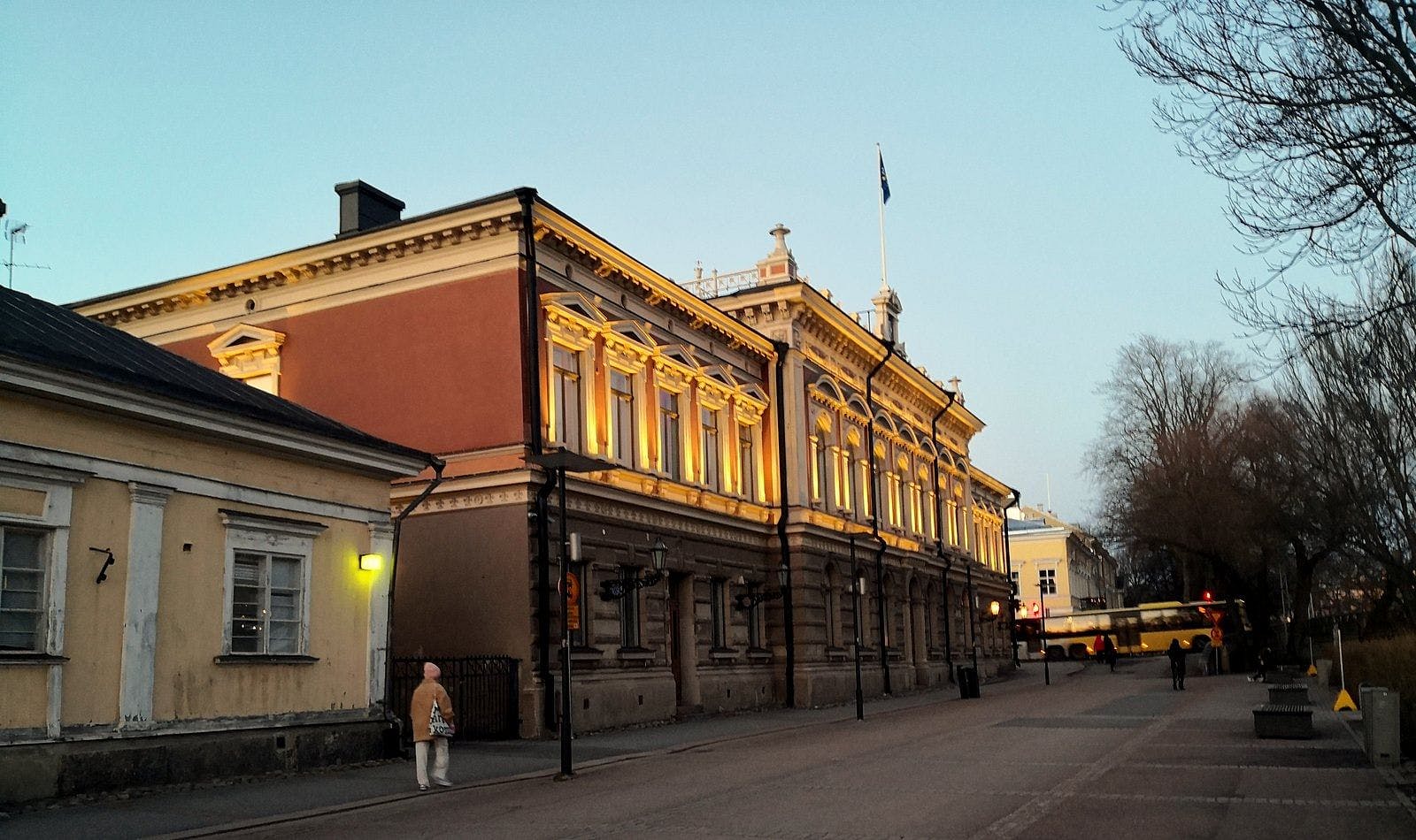 Paheiden Turku kävelykierroksella syvennytään kaupungin synteihin.