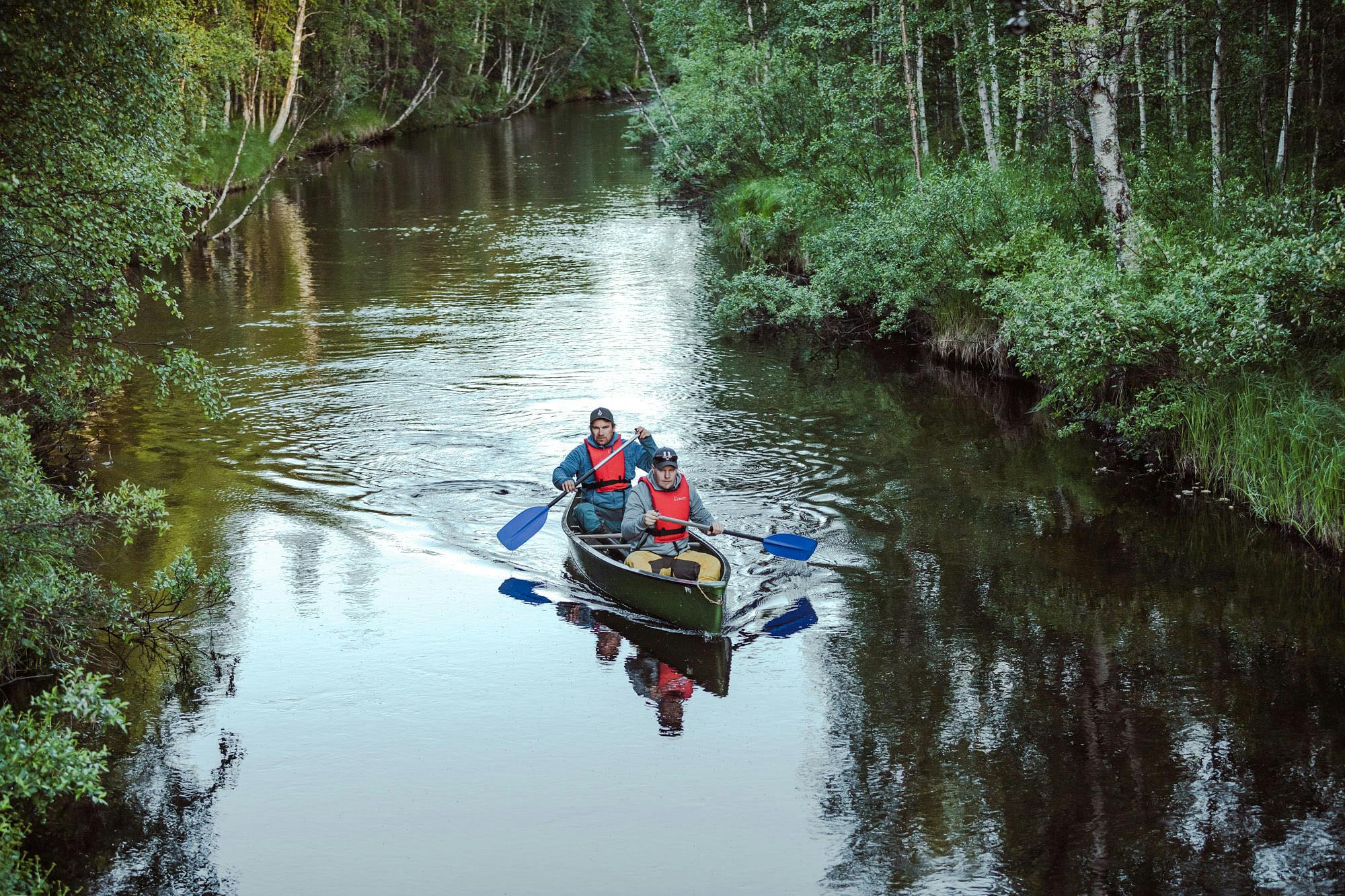 Tour de Pyhässä tehdään kolme aktiviteettia päivän aikana. Kuvassa melonta.