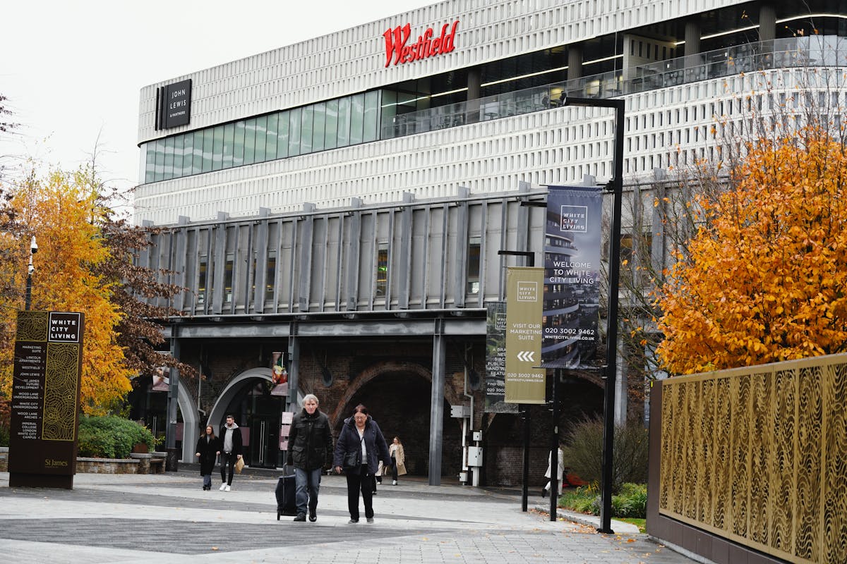 Westfield Shopping Centre in White City (Westfield London), Shepherds Bush, London England Britain UK