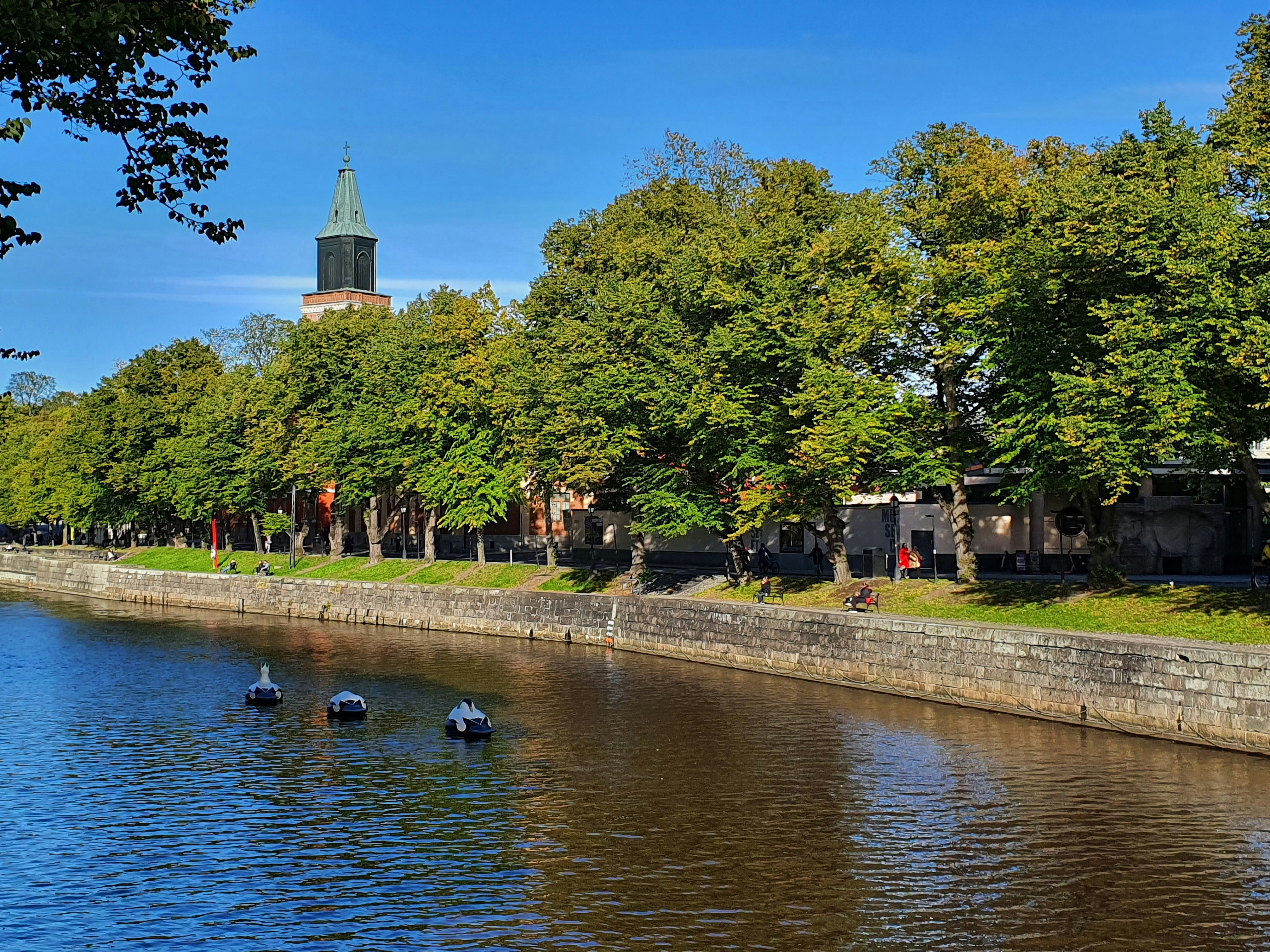 Riverside Walk - Public Walking tour in Turku