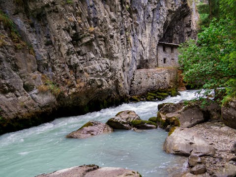 Pre-Saint-Didier luonnonlähteisiin perustuva kylpylä Italiassa.
